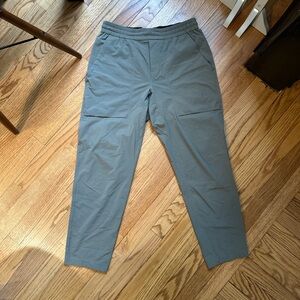 Lululemon Athletica Gray Cargo Pants Lightweight Versatile
